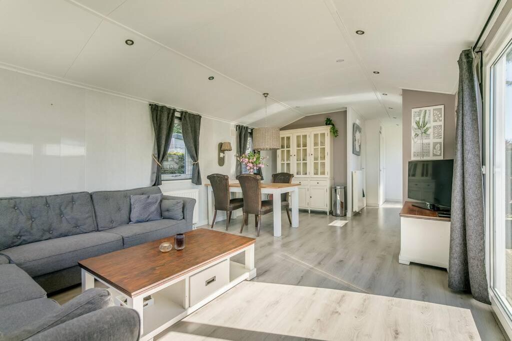 4-Pers. Chalet Met Eigen Parkeerplaats In Veluwe Villa Putten Exterior photo